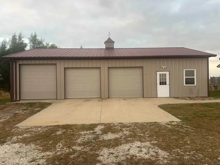 2285 490th St., Aurelia, IA 51005 - Image #2