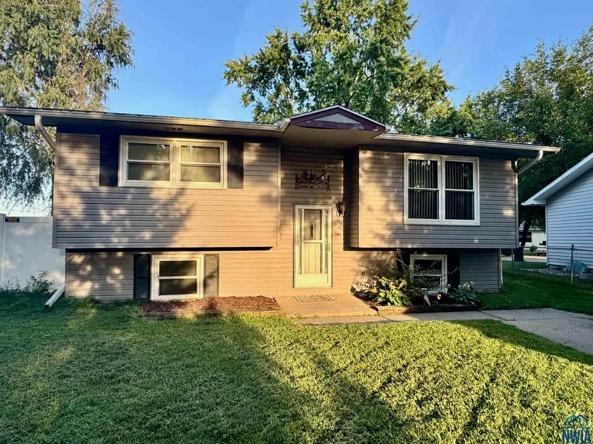 2 Union Ct, McCook Lake, SD 57049 - Image #1