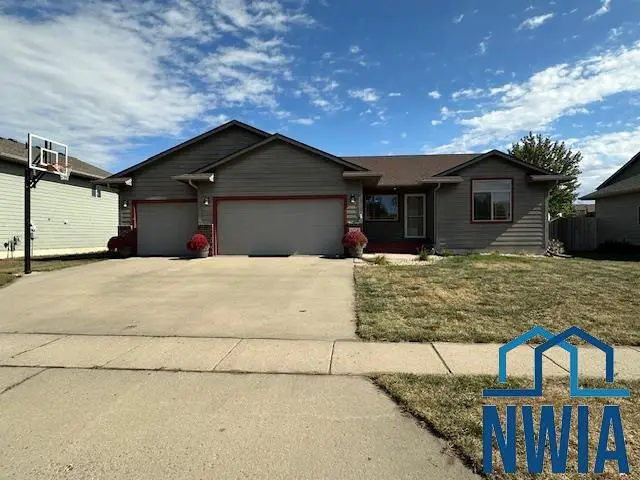 904 Honeysuckle Dr., Harrisburg, SD 57032 - Image #1