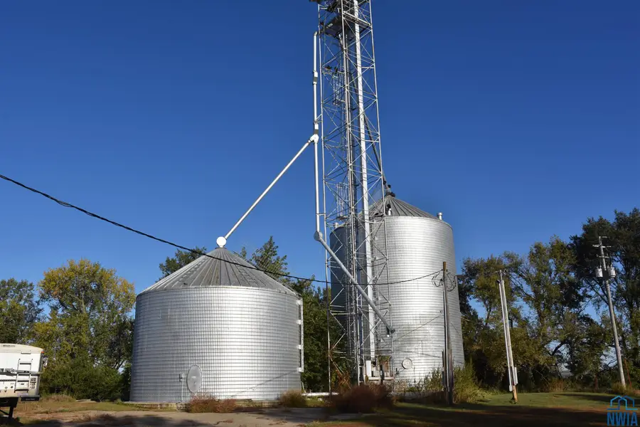 47 1st St N, Moville, IA 51039 - Image #3