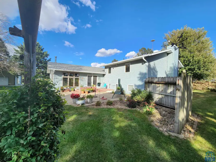 3273 Hickory Ave., Hull, IA 51239 - Image #3