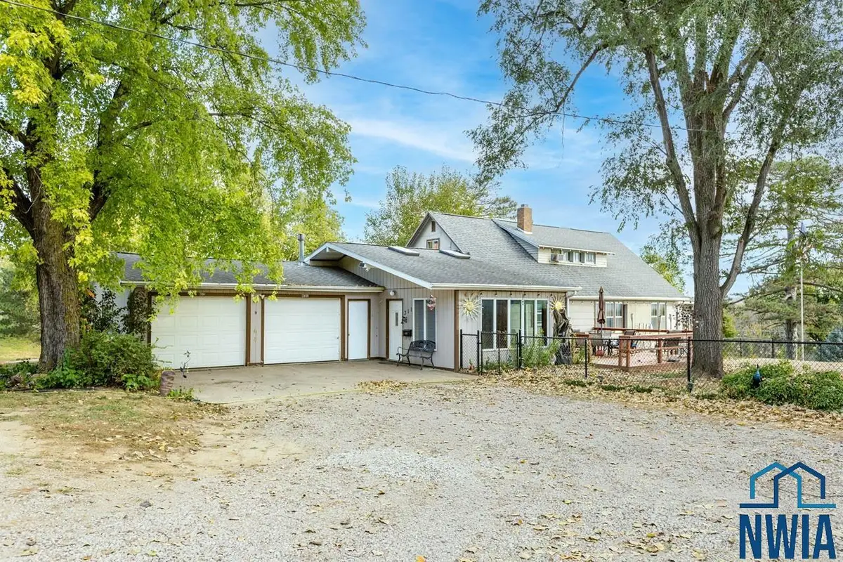 311 Hickory Street S, Smithland, IA 51056 - Image #1