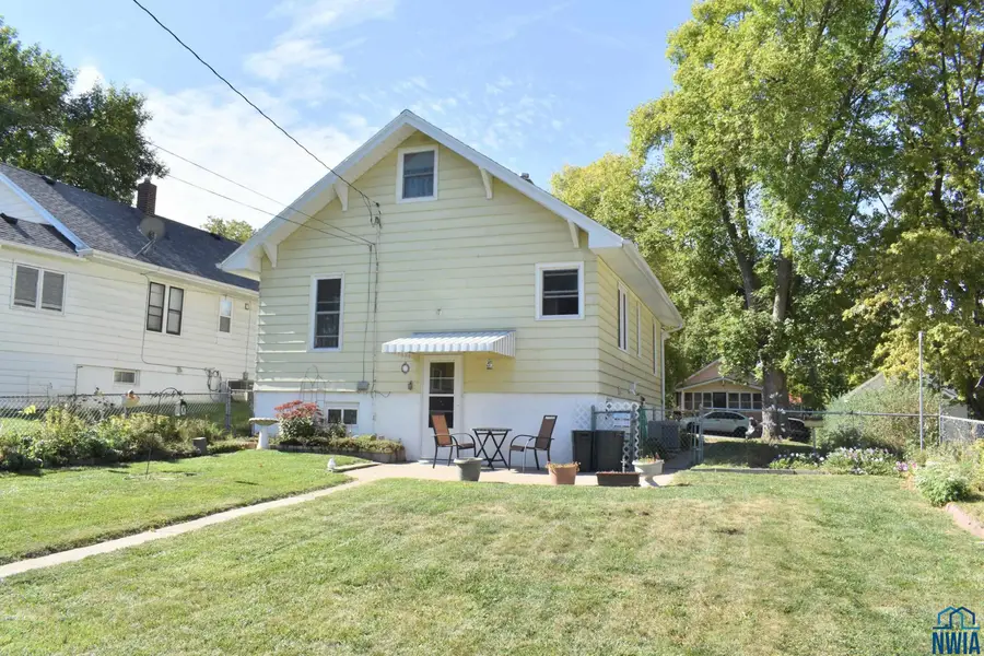 1004 S Helen St, Sioux City, IA 51106 - Image #2