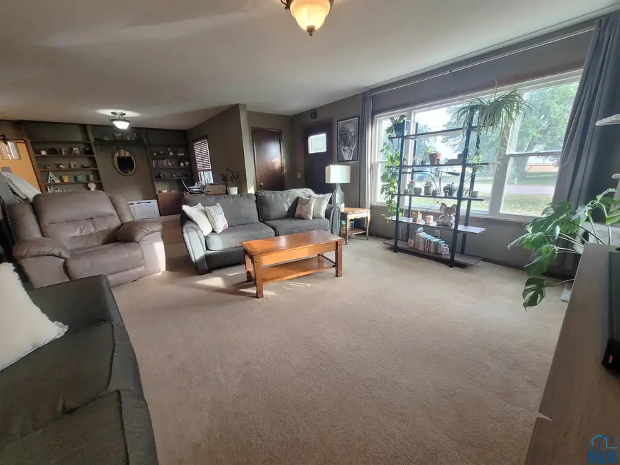 282 Main St, Melvin, IA 51350 - Image #3