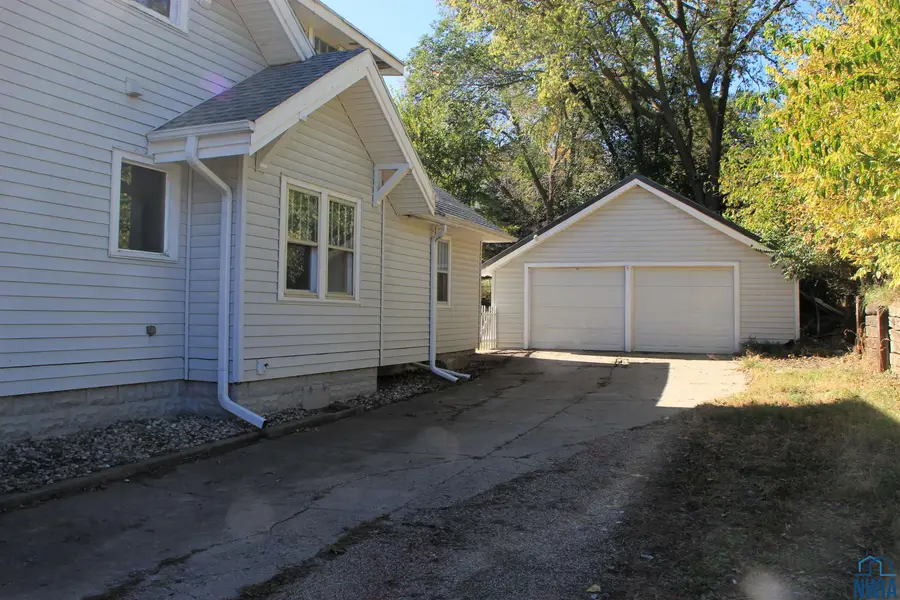 1609 Helmer, Sioux City, IA 51103 - Image #3