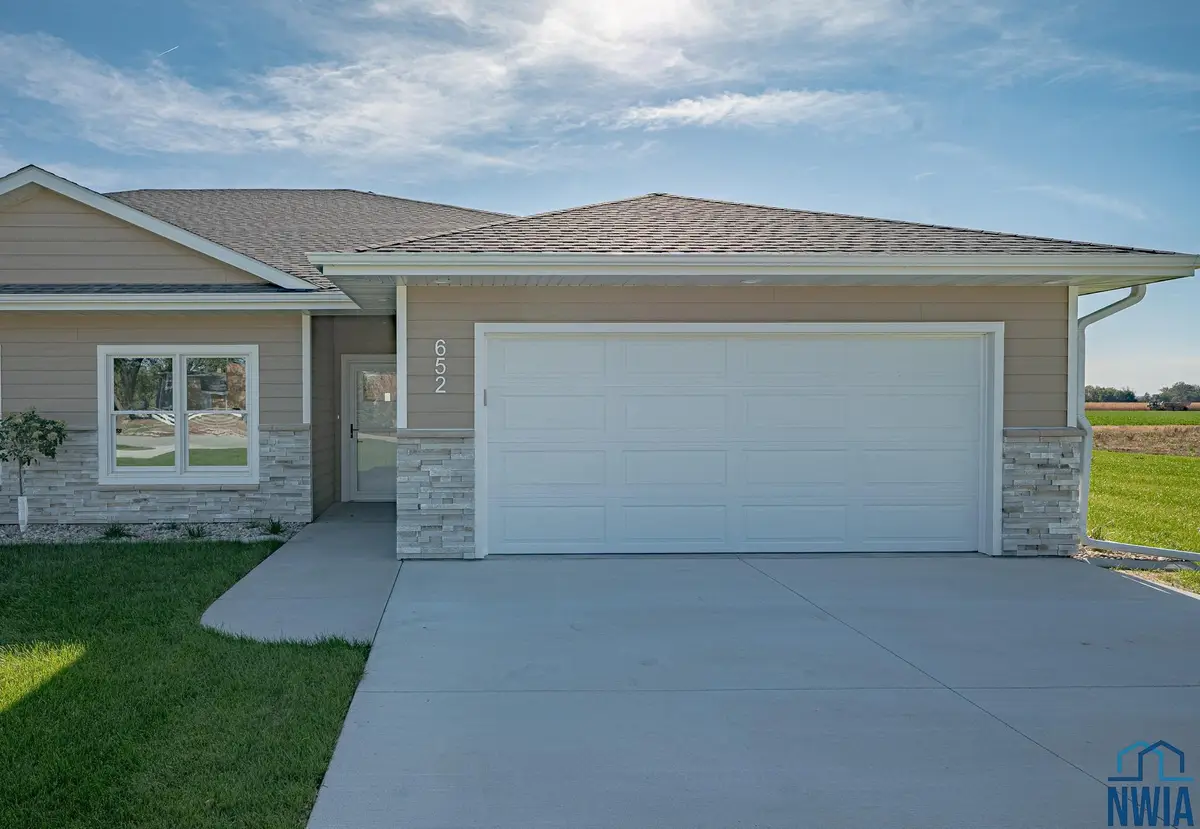 652 Lik-U-Wanta Drive, Dakota City, NE 68731 - Image #1