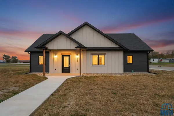 317 Zitkala-Sa Trl., Vermillion, SD 57069