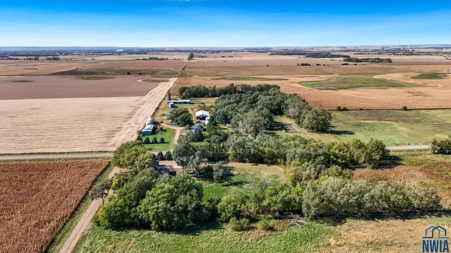 46704 Coyote St, Vermillion, SD 57069 - Image #2