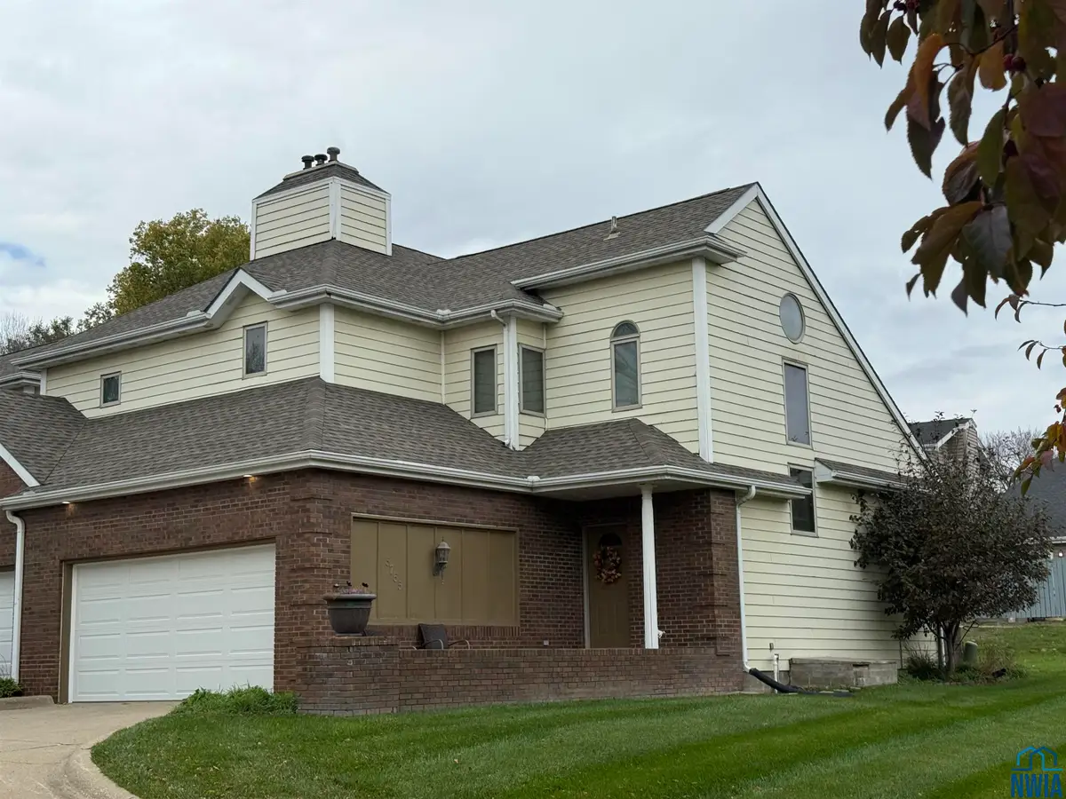 3755 Glen Oaks Blvd #1, Sioux City, IA 51104 - Image #1