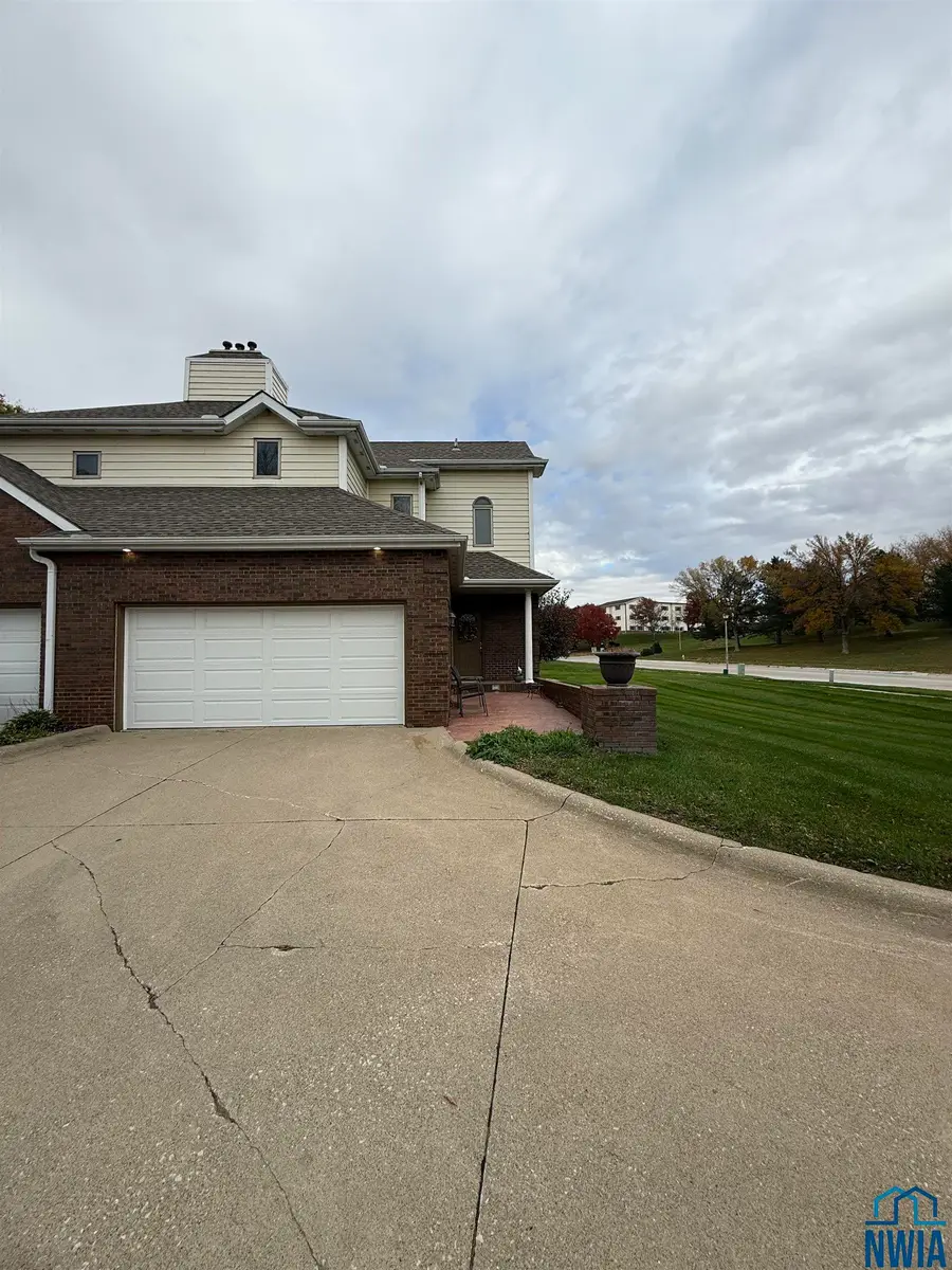 3755 Glen Oaks Blvd #1, Sioux City, IA 51104 - Image #3