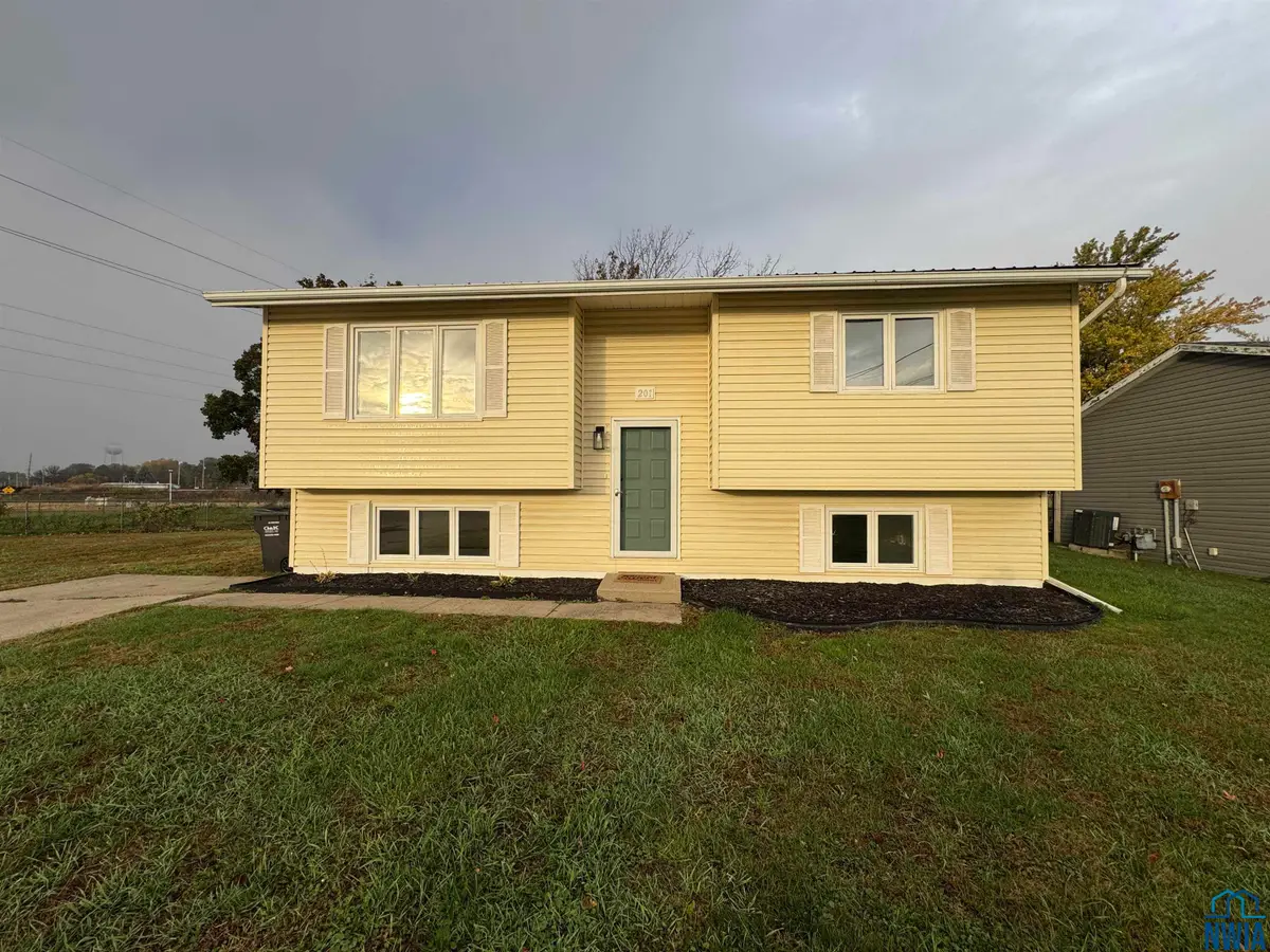 201 N MAIN ST, North Sioux City, SD 57049 - Image #1