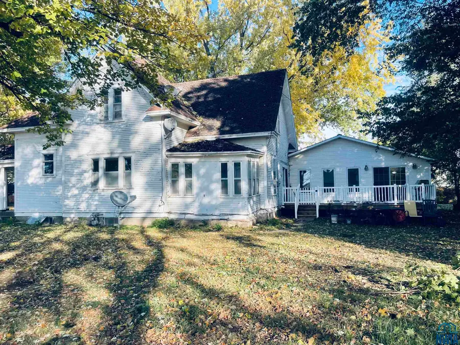 204 Jackson St, Moville, IA 51039 - Image #2