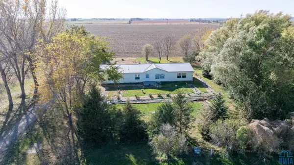 1572 290th Street, Salix, IA 51052