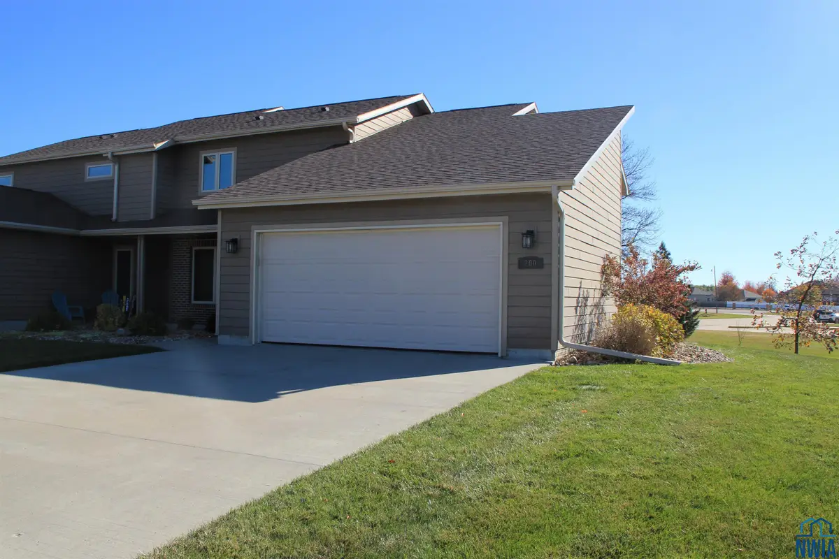 200 Prairie Bluff Drive, Sergeant Bluff, IA 51054 - Image #1