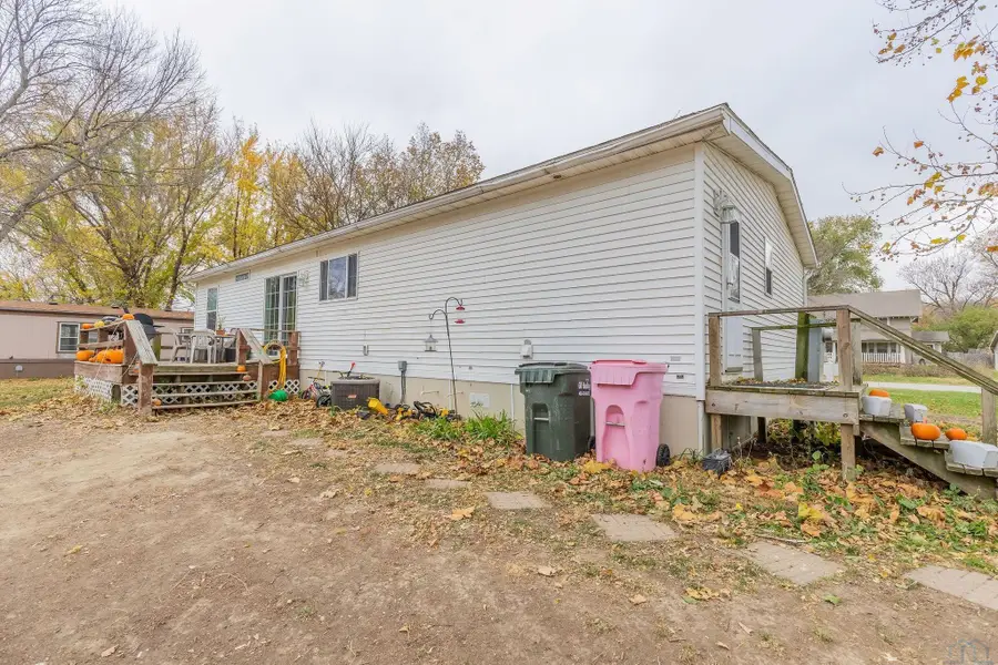 303 S 3rd St., Homer, NE 68030 - #3