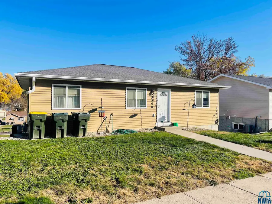 1560-62 S Saint Aubin St., Sioux City, IA 51106 - Image #2