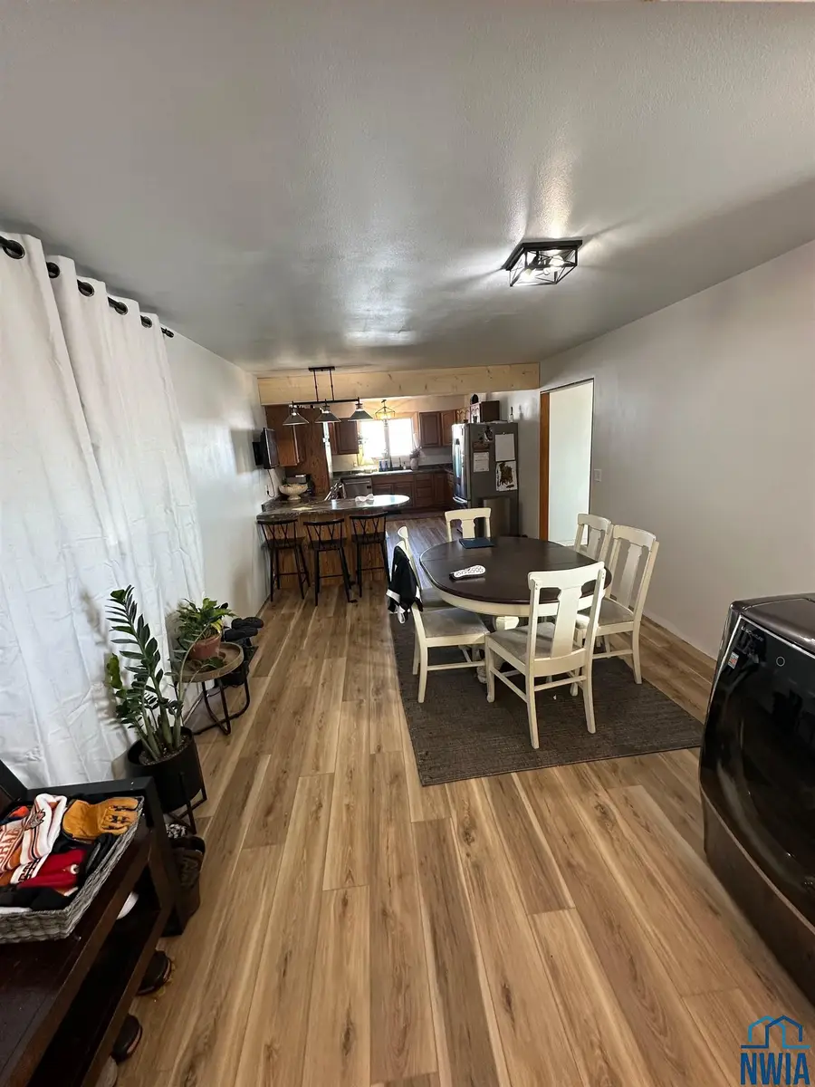 865 Matlock Blvd., Sheldon, IA 51201 - Image #2