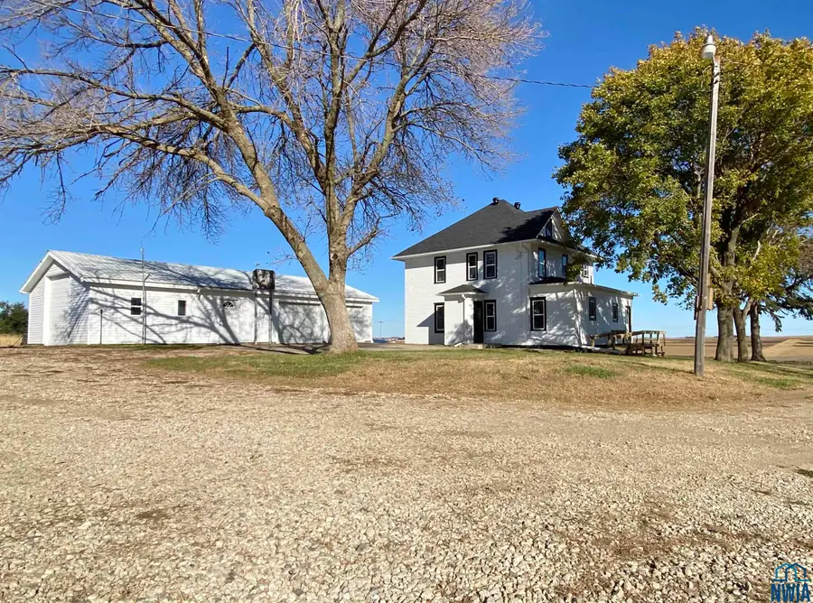 17575 Otter Ave, Marion, IA 51031 - Image #3