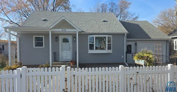 418 S Maple St, Paullina, IA 51046