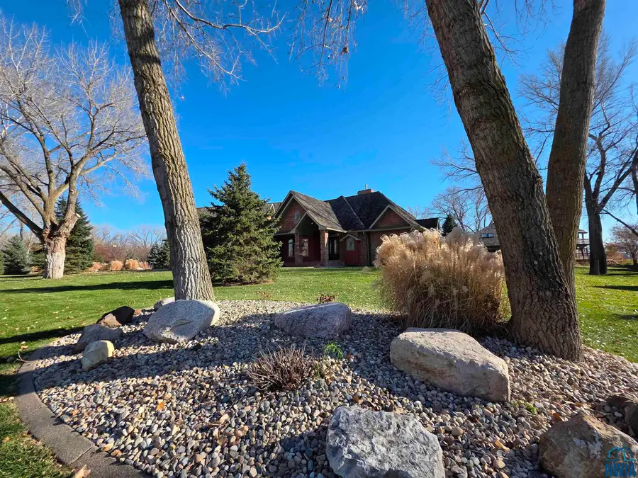 942 Spyglass Circle, Dakota Dunes, SD 57049 - Image #3