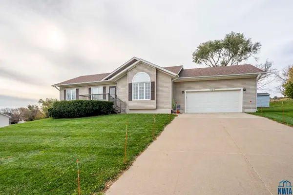 620 Lynn Dr, Merrill, IA 51038