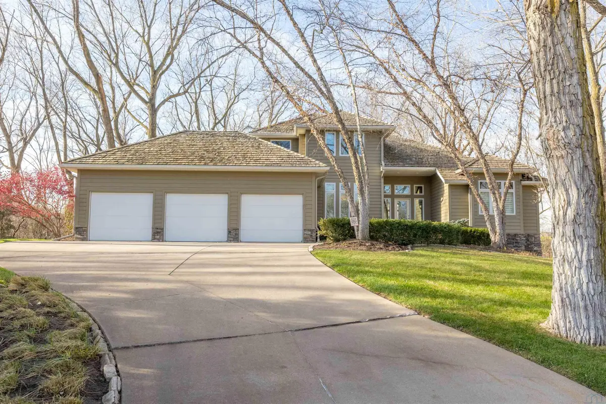 789 W SAWGRASS TRL, Dakota Dunes, SD 57049 - Image #1