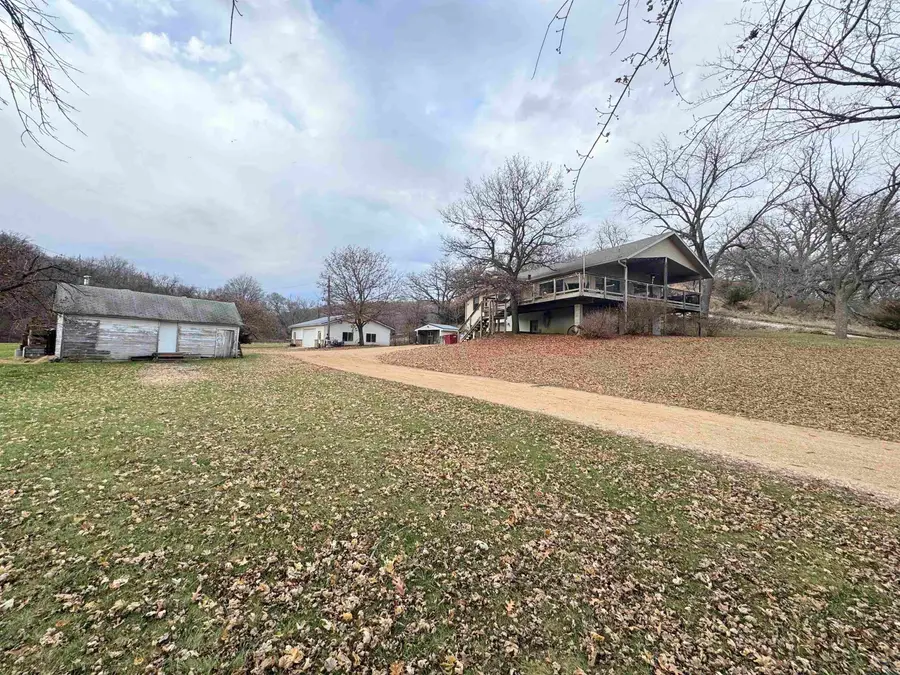 951 N RIVER RD., Linn Grove, IA 51033 - Image #3