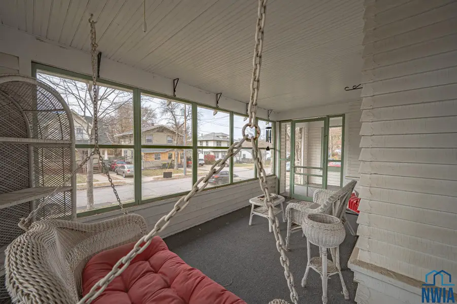 1922 HEIGHTS AVE, Sioux City, IA 51104 - Image #2