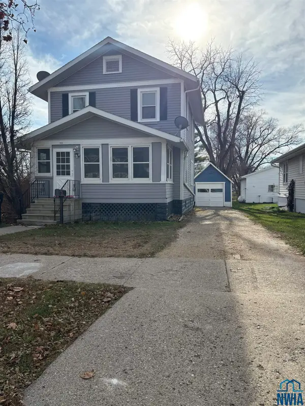 415 E CEDAR ST, Cherokee, IA 51012