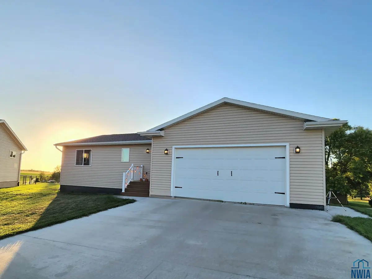 501 Sunset Court, Rock Rapids, IA 51246 - Image #1