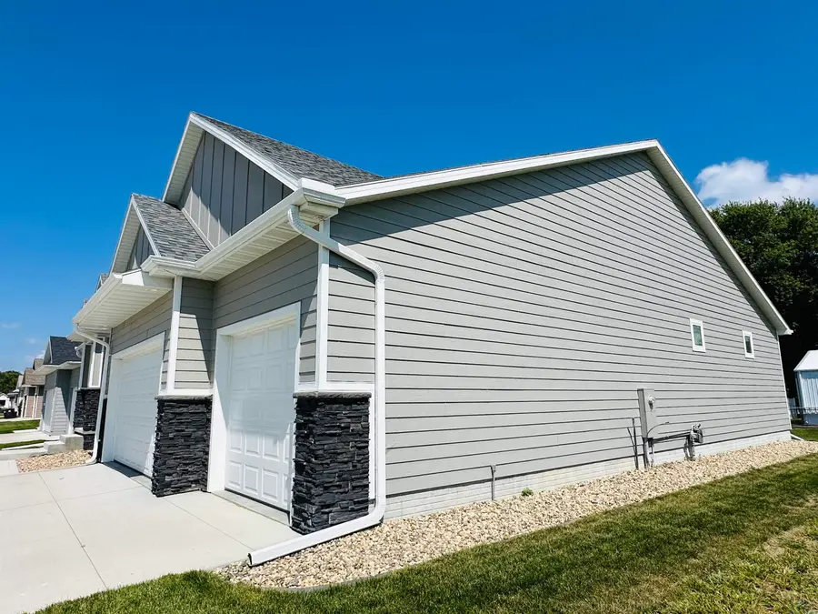 512 Jamie Lane, Sergeant Bluff, IA 51054 - #2