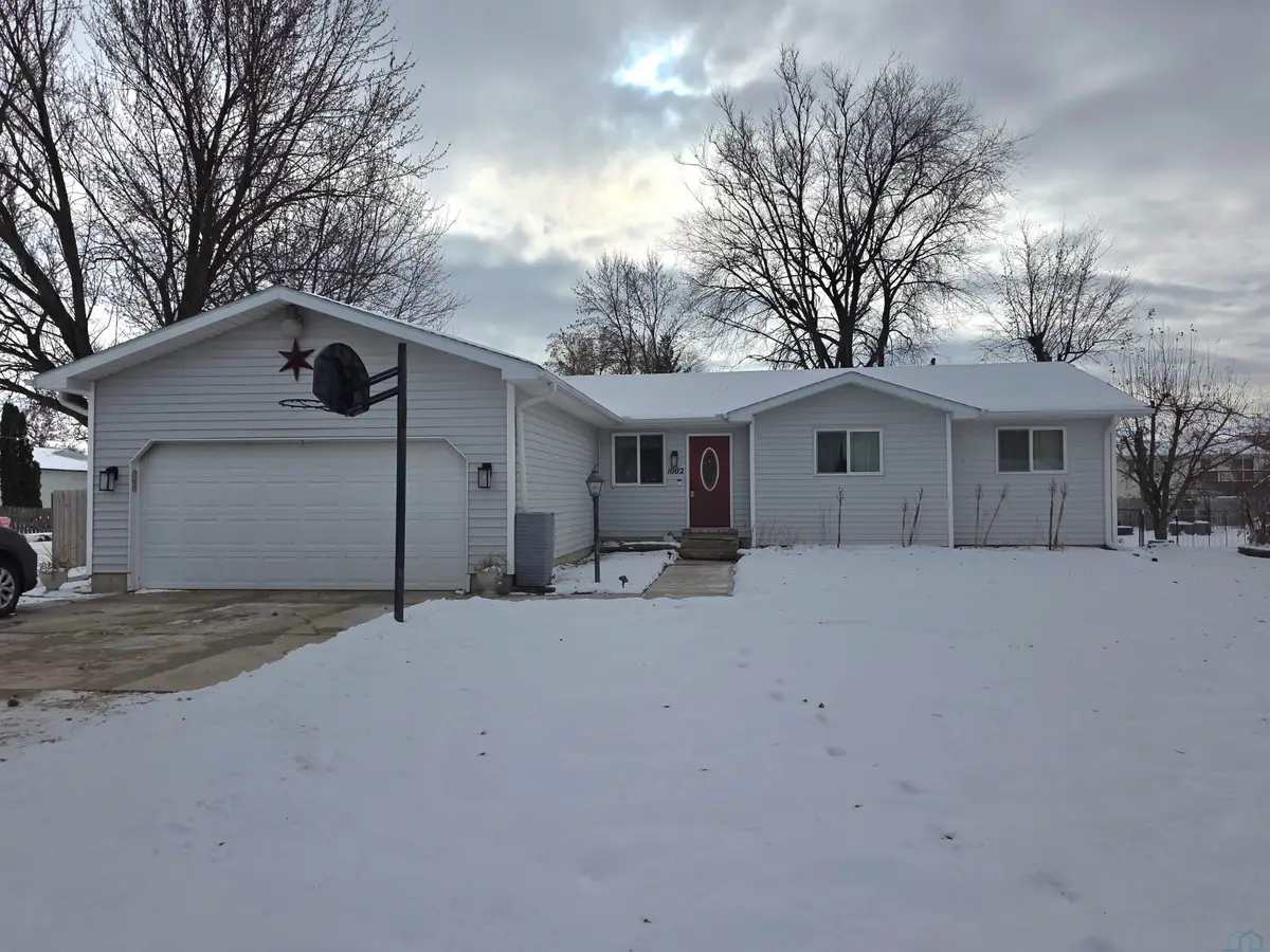 1002 Vine Street, Dakota City, NE 68731 - Image #1