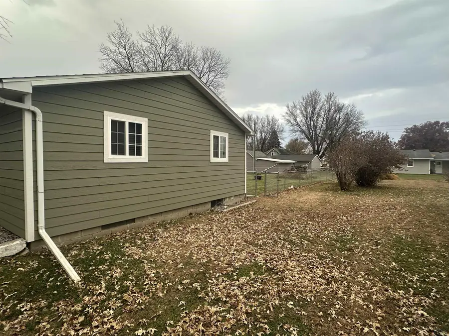 502 Grove Street, Boyden, IA 51234 - Image #3