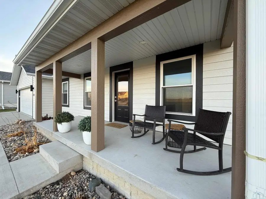 1514 Lincoln Pl SE, Orange City, IA 51041 - Image #3