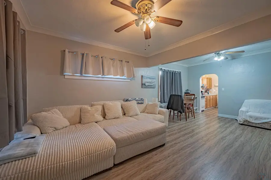 1927 S HELEN ST, Sioux City, IA 51106 - Image #3