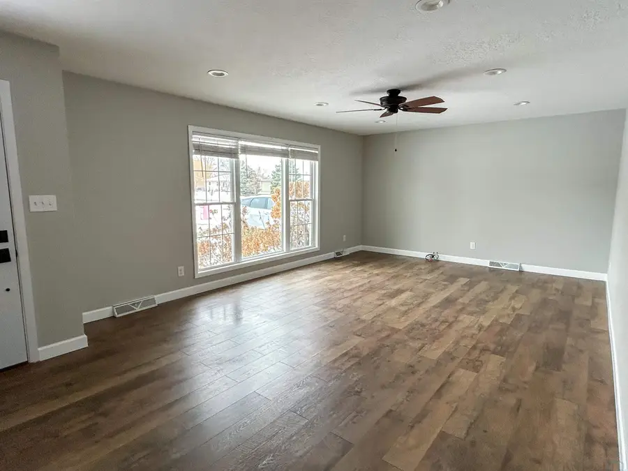 604 S 18th, Dakota City, NE 68731 - Image #2