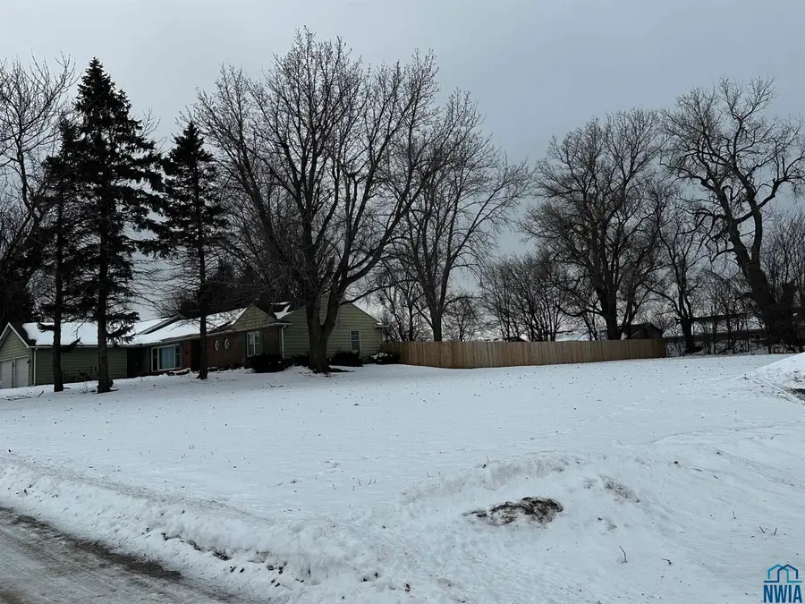 6007 Redwood Drive, Storm Lake, IA 50588 - Image #2