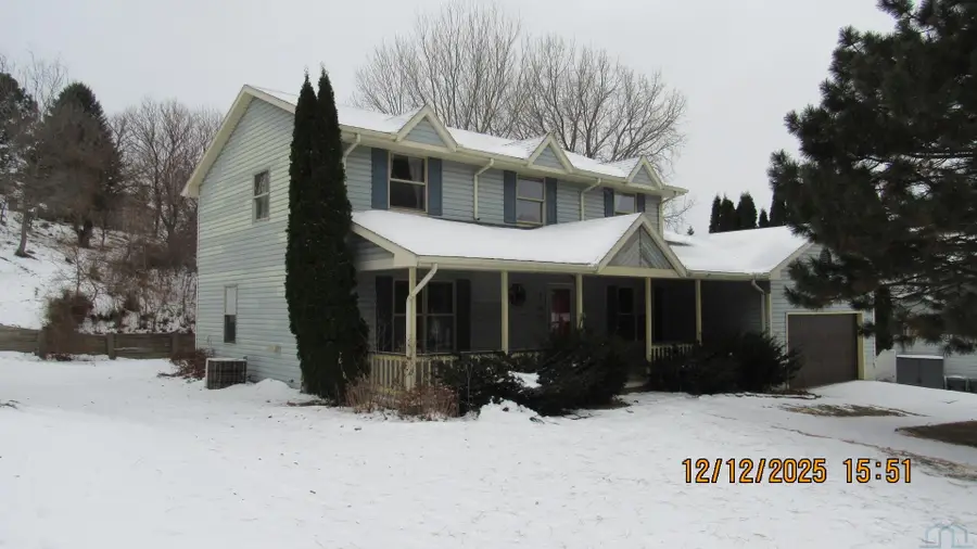 1304 46th St, Sioux City, IA 51104 - Image #2