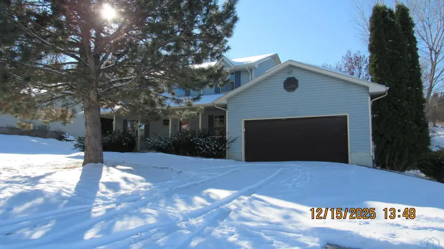 1304 46th St, Sioux City, IA 51104 - Image #3