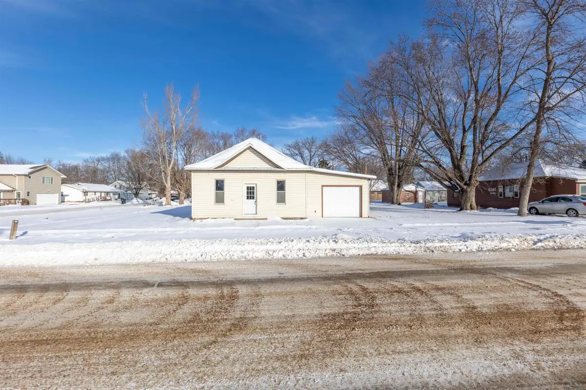 301 E Bridge Street, Anthon, IA 51004 - Image #1