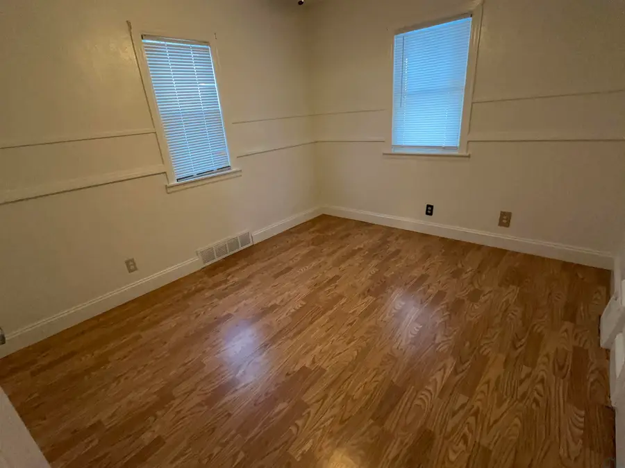 313 30TH ST, Sioux City, IA 51104 - #3