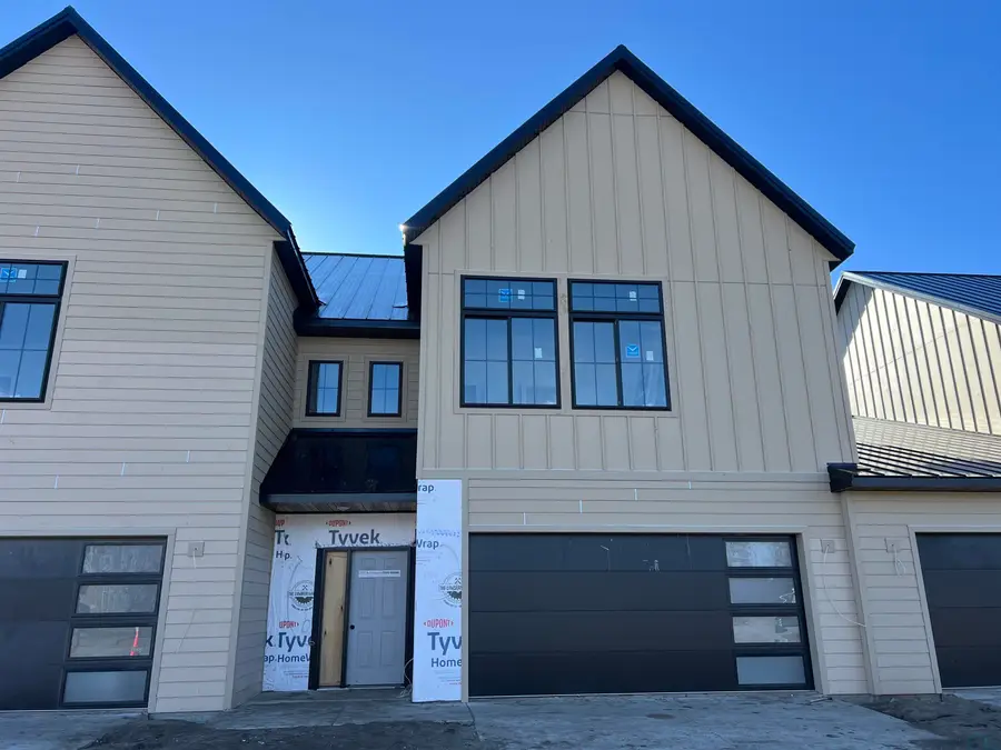 21 E Duke St., Vermillion, SD 57069 - #3