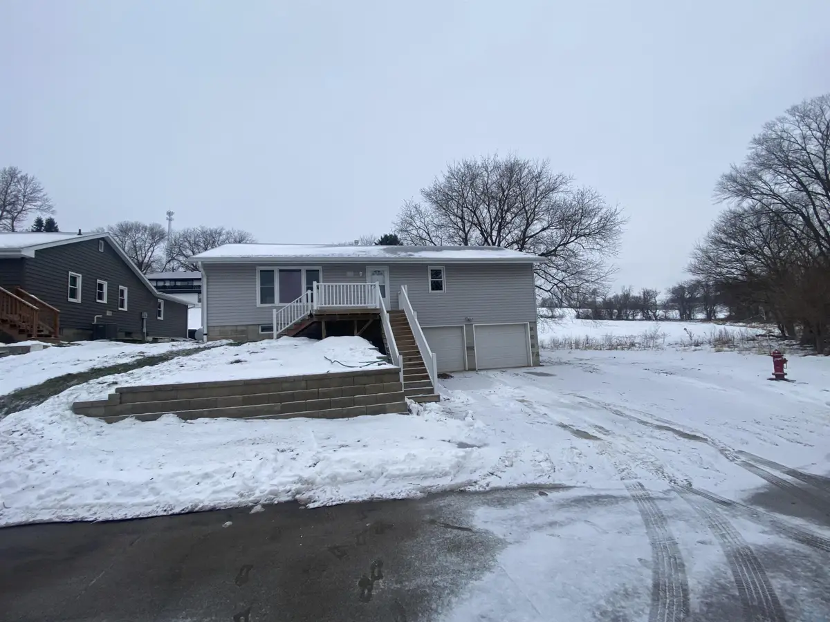 217 N Pine, Hinton, IA 51024 - Image #1