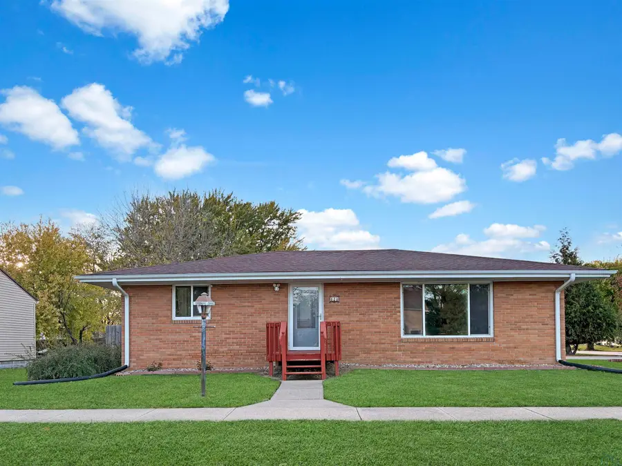 121 N 19th St., Dakota City, NE 68731 - Image #3