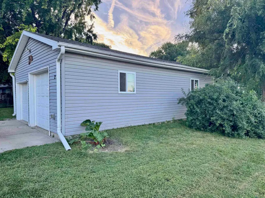 2 Union Ct, McCook Lake, SD 57049 - Image #2