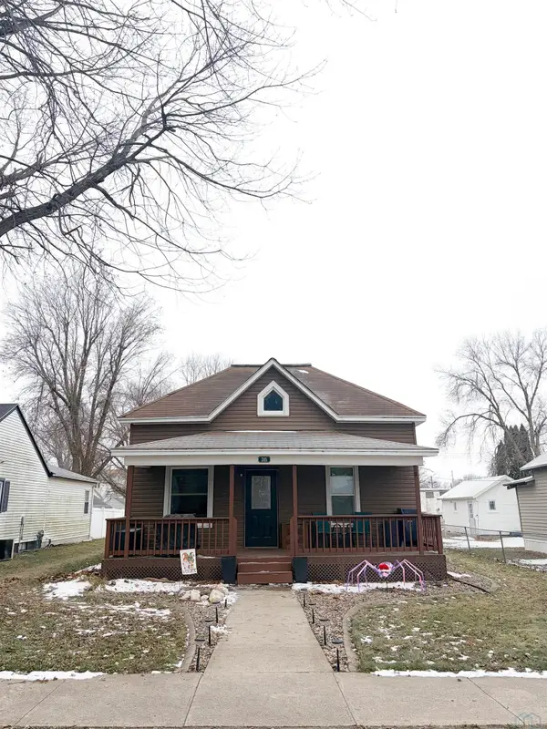 305 S PARK ST, Inwood, IA 51240