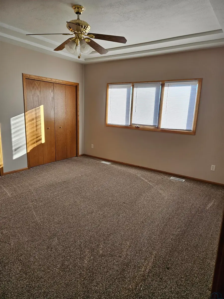 646 Bison Trail, Dakota Dunes, SD 57049 - Image #3