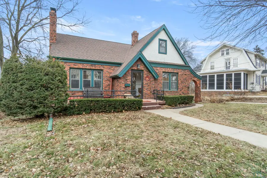 2817 Sunset Circle, Sioux City, IA 51104 - Image #2