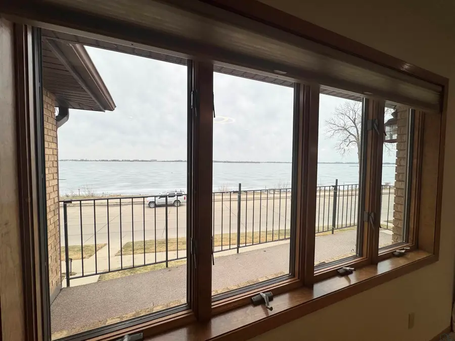 903 E Lakeshore Dr #4, Storm Lake, IA 50588 - Image #3
