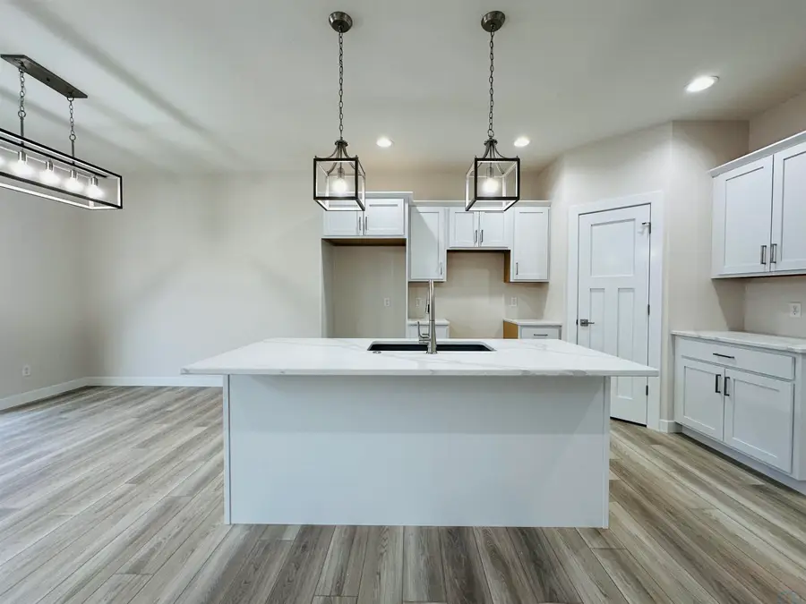 1216 E 19th Street, South Sioux City, NE 68776 - #3